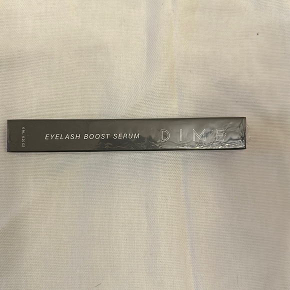 Dime eyelash serum - Picture 1 of 4